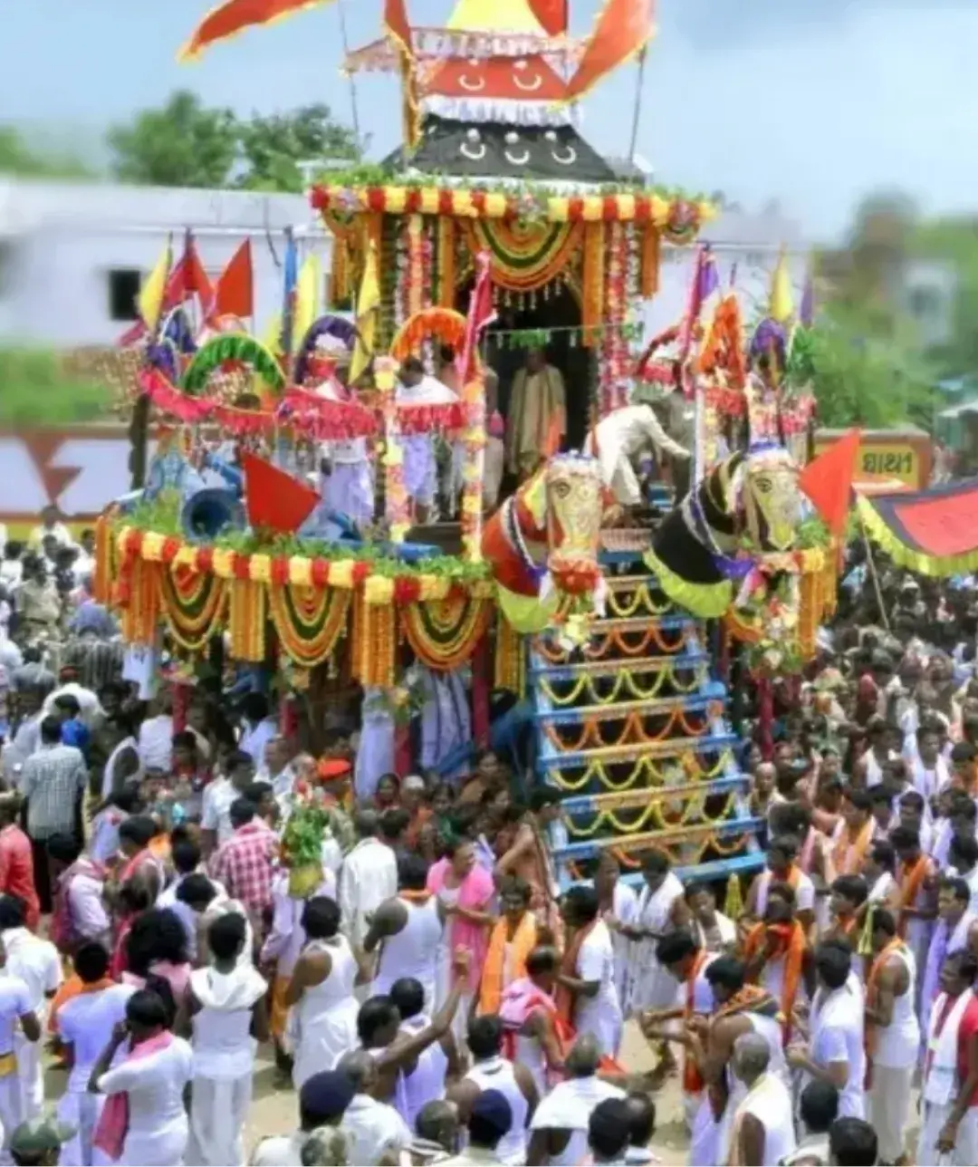 Chhera Pahanra Sweeping Ritual